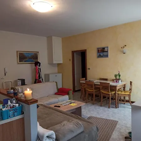 Almerina Apartament *